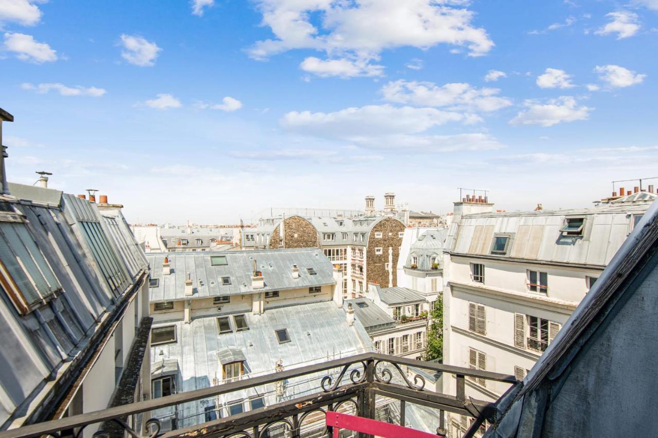 Artists' Studio On The Roofs Of Montmartre - Welkeys Apartment Paris Exterior photo